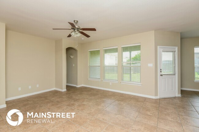 297 Edison Ln in Crowley, TX - Building Photo - Building Photo