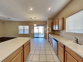 2548 W Spencer Run in Phoenix, AZ - Building Photo - Building Photo