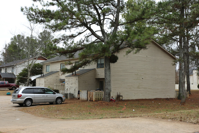 1200-1206 Lowe Ln in Roswell, GA - Foto de edificio - Building Photo