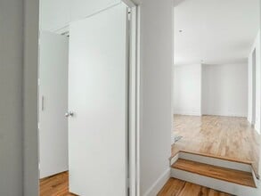 90 Horatio St in New York, NY - Building Photo - Building Photo