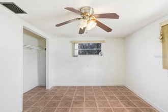 5510 Berlin Dr in Port Richey, FL - Building Photo - Building Photo