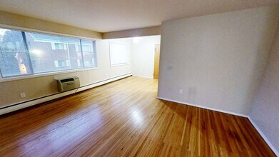 138-154 Woodhill Dr in Rochester, NY - Building Photo - Interior Photo