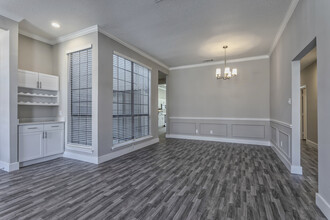 Shiloh Park Townhomes in Plano, TX - Building Photo - Interior Photo