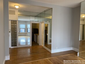 475 Commonwealth Ave, Unit 9 in Boston, MA - Building Photo - Building Photo