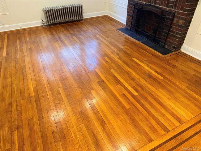 48-43 44th St in Queens, NY - Building Photo - Building Photo