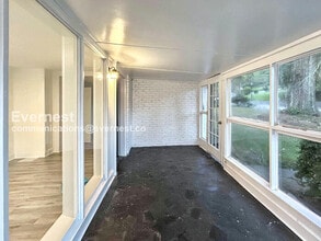 1026 Lynhurst Dr SW in Atlanta, GA - Building Photo - Building Photo