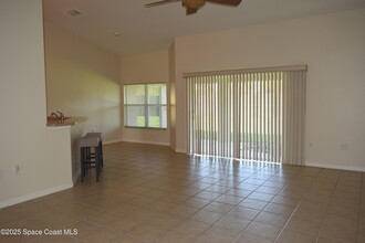 2233 Woodfield Cir in West Melbourne, FL - Building Photo - Building Photo