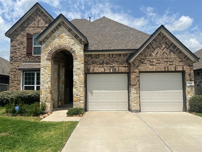 property at 2638 Settler Hl Dr