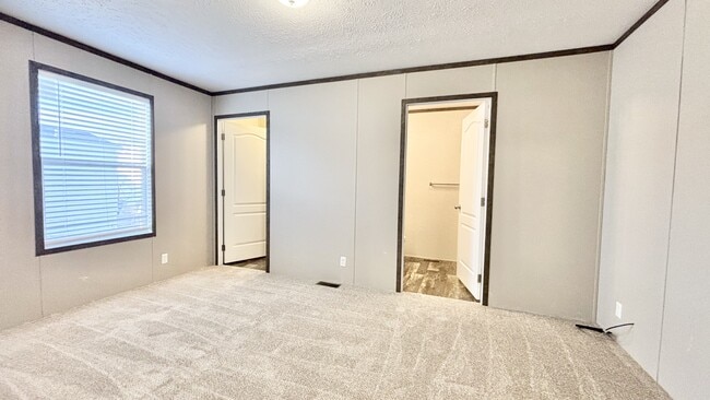 9204 Lemar Ln in Indianapolis, IN - Building Photo - Building Photo