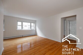 6830 N Sheridan Rd in Chicago, IL - Building Photo - Building Photo