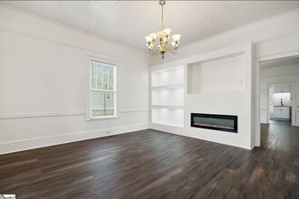 413 W Market St in Anderson, SC - Building Photo - Building Photo