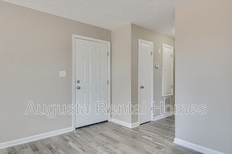 150 Conifer Dr in North Augusta, SC - Building Photo - Building Photo