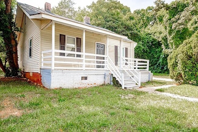 1014 Grace St in High Point, NC - Foto de edificio - Building Photo