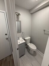 744 W Gordon Terrace in Chicago, IL - Building Photo - Building Photo