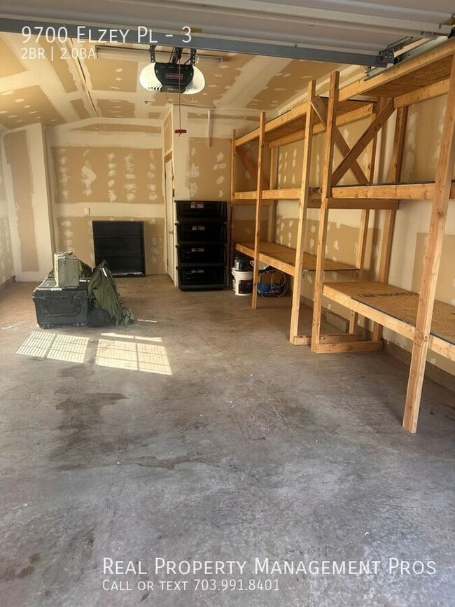 9700 Elzey Place in Manassas Park, VA - Building Photo - Building Photo