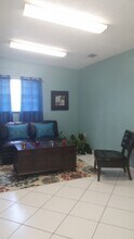 11455 SW 82nd Ave in Miami, FL - Building Photo - Building Photo