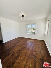 1801 W 39th St in Los Angeles, CA - Building Photo - Building Photo