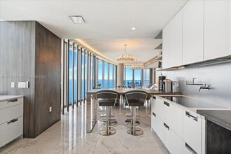 15701 Collins Ave, Unit 4401 in North Miami Beach, FL - Building Photo - Building Photo