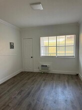 6805 Abbott Ave in Miami Beach, FL - Building Photo - Building Photo