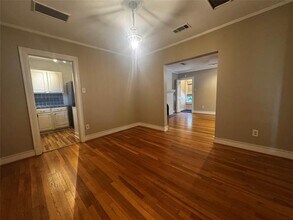 5966 Lewis St in Dallas, TX - Building Photo - Building Photo