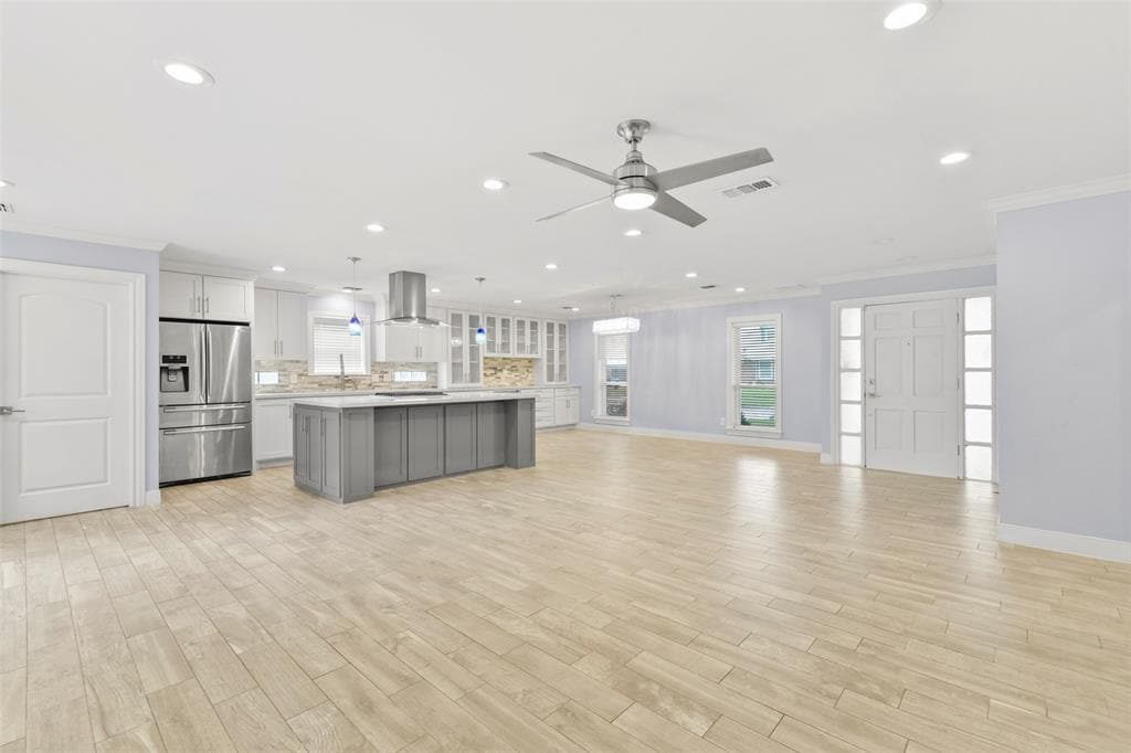 8115 Langdon Ln in Houston, TX - Building Photo
