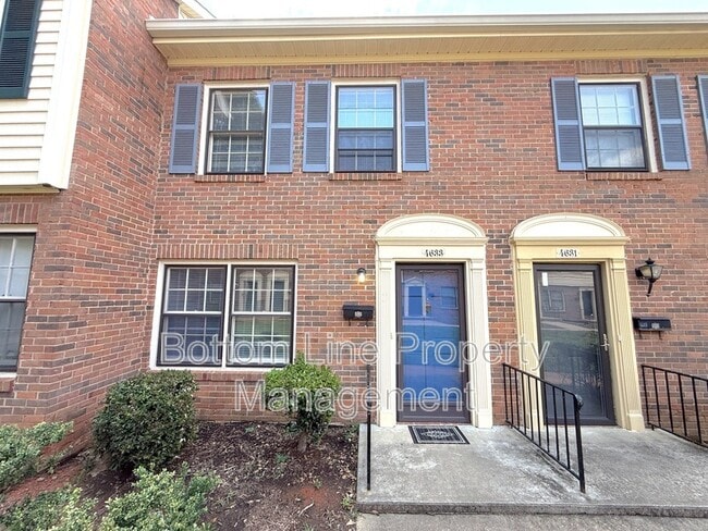property at 4633 Old Lantern Way