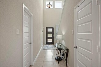 18841 Amaro Hills Dr in Roman Forest, TX - Building Photo - Building Photo