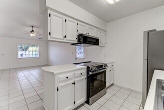 3811 Doe Clearing Ct in Wilmington, NC - Building Photo - Building Photo