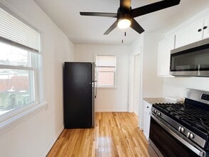 4530 Wood Ave in Parma, OH - Building Photo - Building Photo