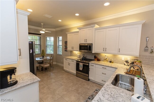 11593 Lakewood Preserve Pl in Ft. Myers, FL - Foto de edificio - Building Photo