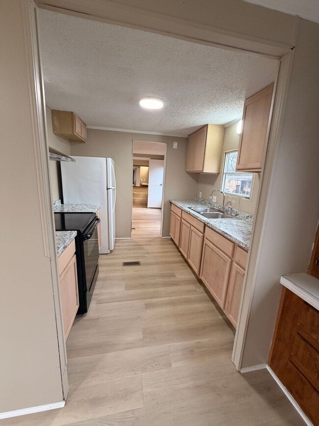 property at 534 Constitution Dr