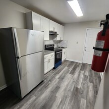 931 W York St in Philadelphia, PA - Building Photo - Building Photo