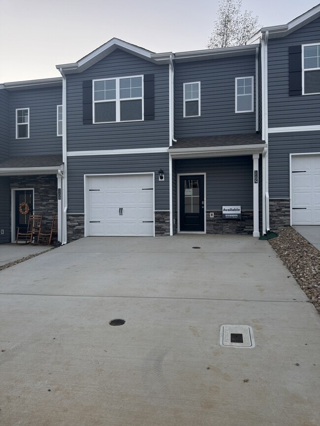 property at 1106 Saylors Pl