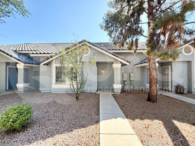 property at 860 N McQueen Rd