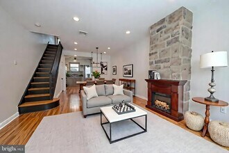 2345 S Carlisle St in Philadelphia, PA - Building Photo - Building Photo