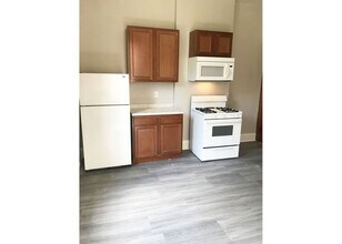 3255 Bishop St in Cincinnati, OH - Foto de edificio - Building Photo