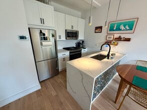 3916 14th St NW, Unit Unit 3 in Washington, DC - Building Photo - Building Photo