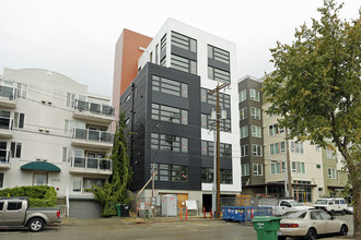 Solo Lofts in Seattle, WA - Building Photo - Building Photo