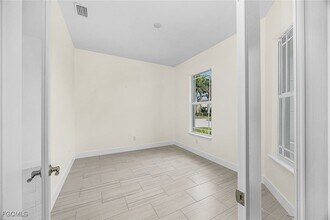 3614 SE 17th Pl in Cape Coral, FL - Building Photo - Building Photo