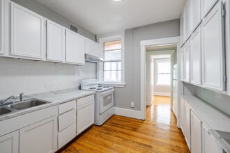 Clarisa Properties in Omaha, NE - Building Photo - Interior Photo