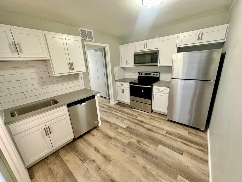6265 Gravois Ave in St. Louis, MO - Building Photo