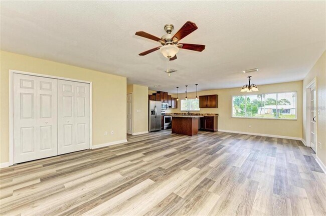 7120 Elyton Dr in North Port, FL - Building Photo - Building Photo
