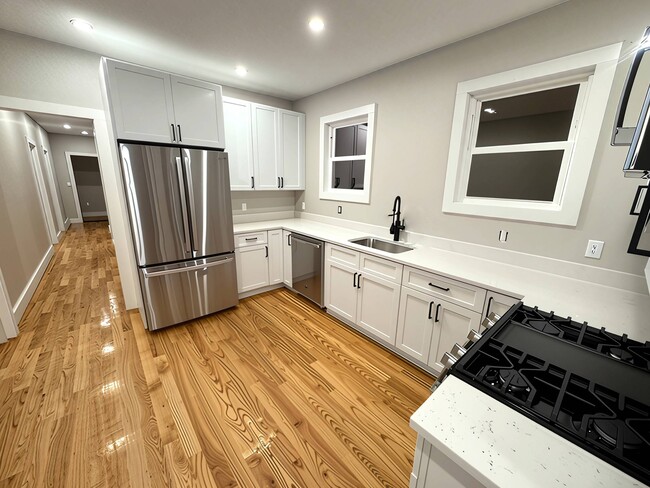 5 Carson St, Unit 1