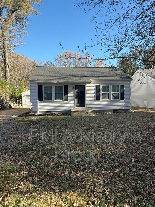 3308 SE Ohio Ave in Topeka, KS - Building Photo