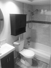 515 W Wrightwood Ave-Unit -507 in Chicago, IL - Foto de edificio - Building Photo