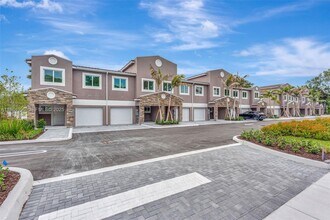 1563 NW 94th Way in Coral Springs, FL - Building Photo - Building Photo