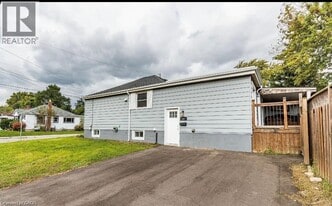 63 Audrey St in Hamilton, ON - Building Photo