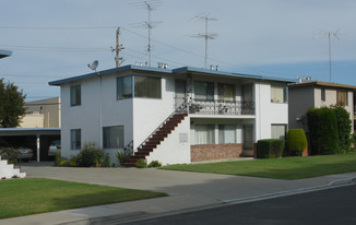 353-367 Kuehnis Dr in Campbell, CA - Building Photo