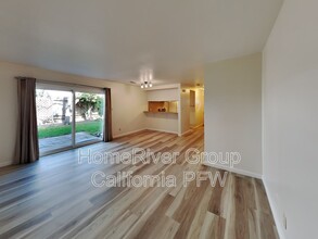 2568 Seahorse Ave in Ventura, CA - Building Photo - Building Photo