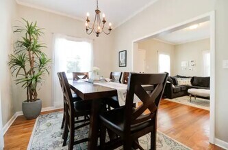 311 E Strong St in Pensacola, FL - Foto de edificio - Building Photo